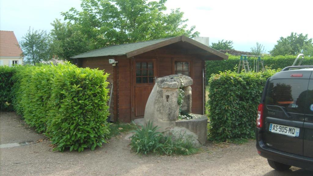 Auberge Les Muriers La Ferté-Hauterive Exterior foto